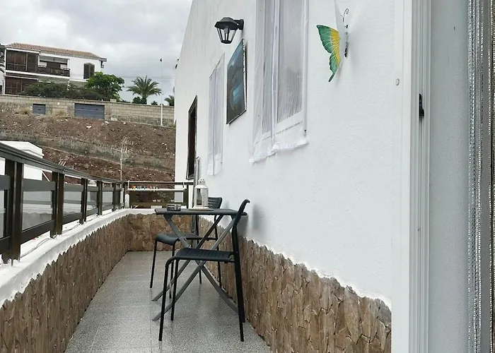 Apartment In Cristianos